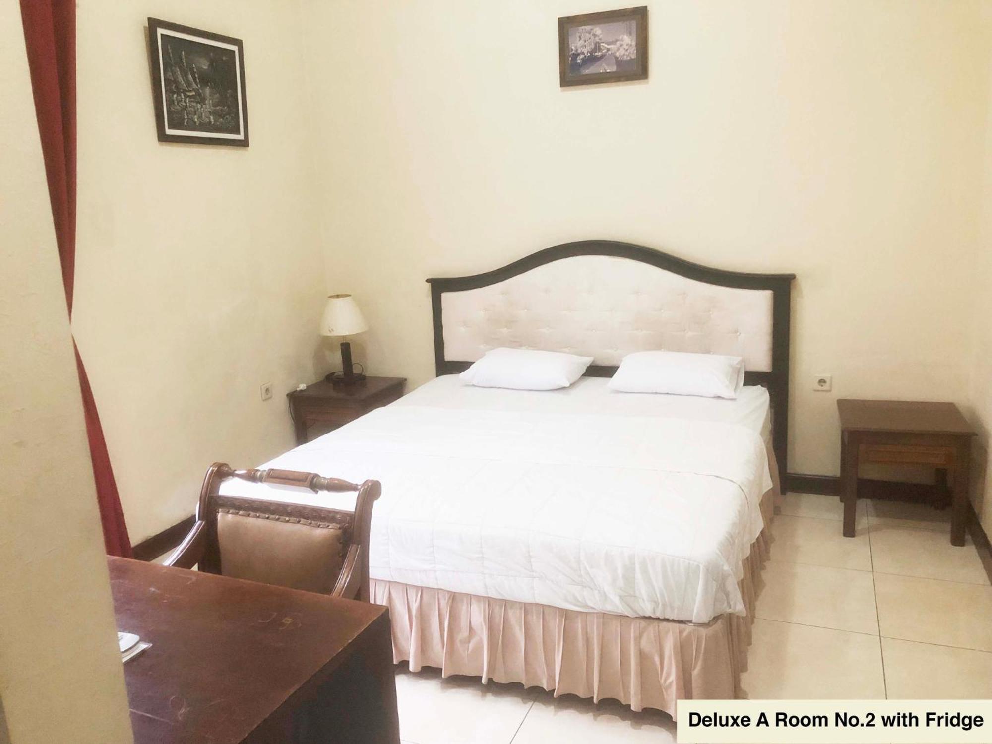 Ndalem Maharani Guest House Yogyakarta Exterior photo